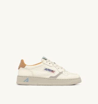 BASKETS MEDALIST LOW EN CUIR NUG ET LOFT