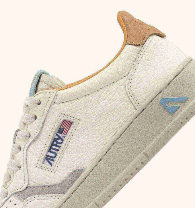 BASKETS MEDALIST LOW EN CUIR NUG ET LOFT BASKETS MEDALIST LOW EN CUIR NUG ET LOFT