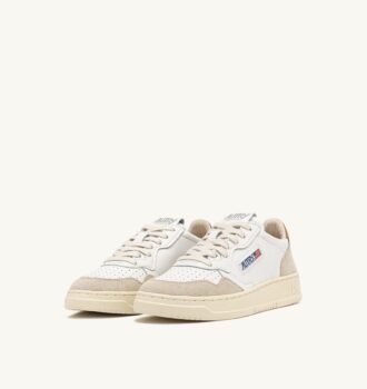 BASKETS MEDALIST LOW EN DAIM ET CUIR BLANC ET BROWN SUGAR