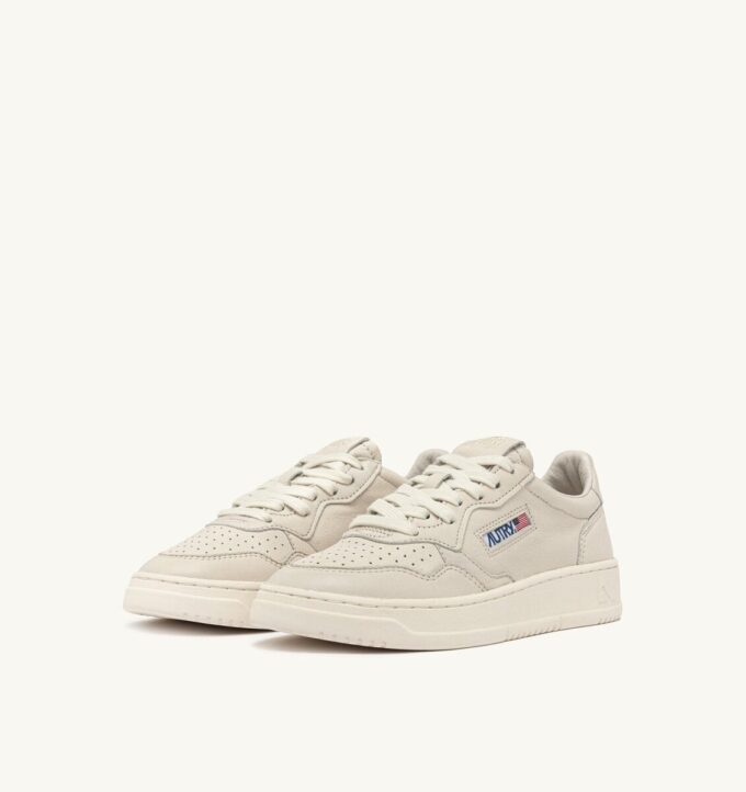 BASKETS MEDALIST LOW EN NAPPA WINTER WHITE BASKETS MEDALIST LOW EN NAPPA WINTER WHITE