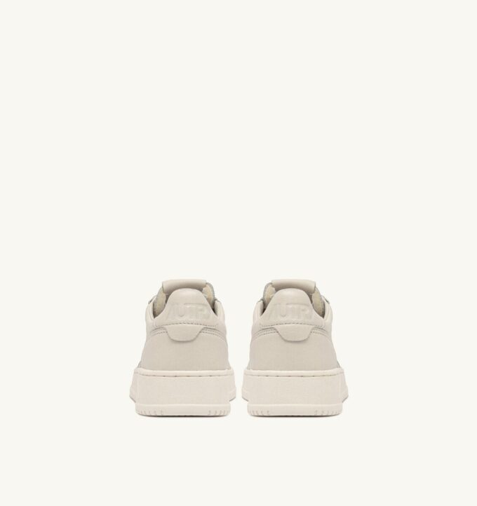 BASKETS MEDALIST LOW EN NAPPA WINTER WHITE BASKETS MEDALIST LOW EN NAPPA WINTER WHITE