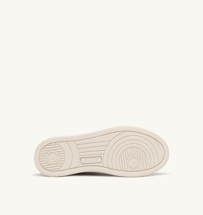 BASKETS MEDALIST LOW EN NAPPA WINTER WHITE BASKETS MEDALIST LOW EN NAPPA WINTER WHITE