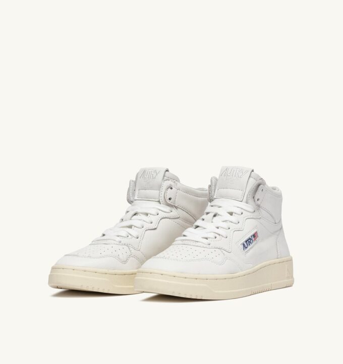 BASKETS MEDALIST MID EN NAPPA BLANC SUPER SOFT BASKETS MEDALIST MID EN NAPPA BLANC SUPER SOFT
