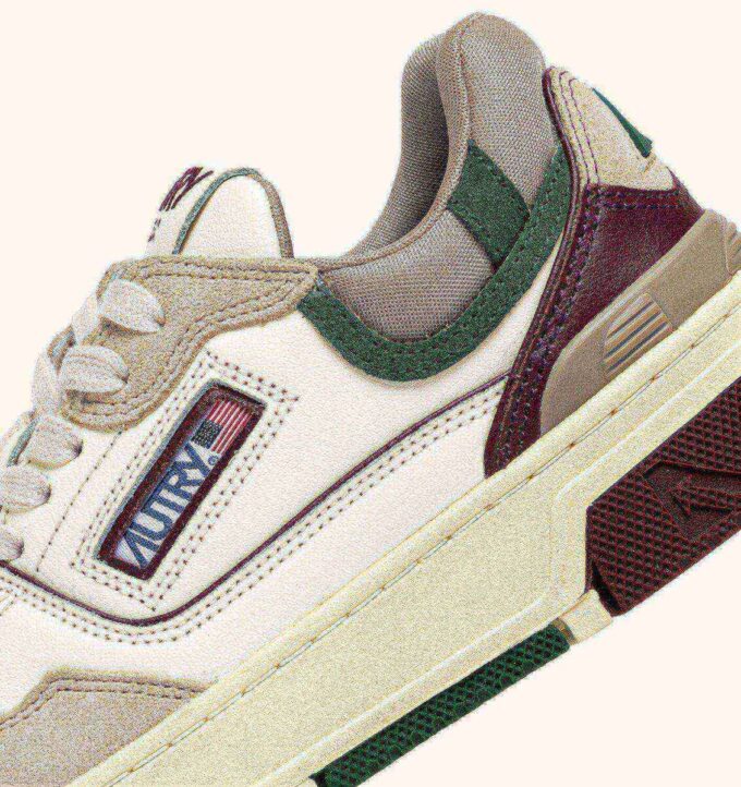 CLC LOW SNEAKERS IN IVORY WHITE AND BURGUNDY SUEDE AND LEATHER