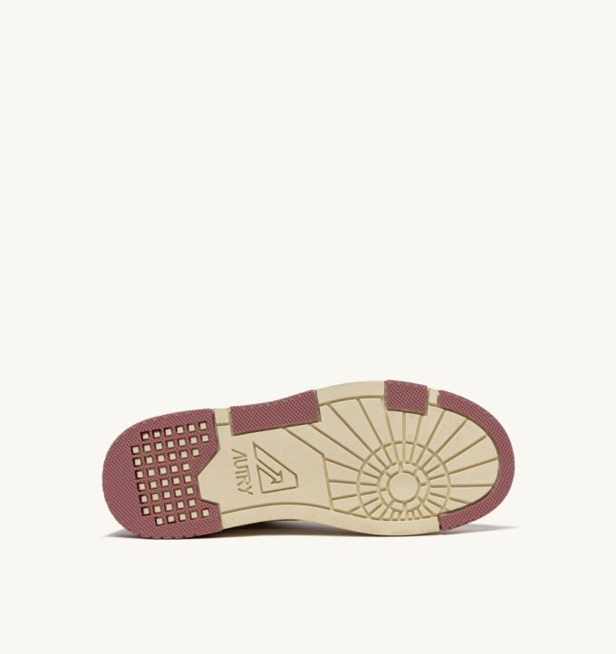 CLC LOW SNEAKERS IN WHISPER WHITE ASH ROSE AND SILVER LEATHER