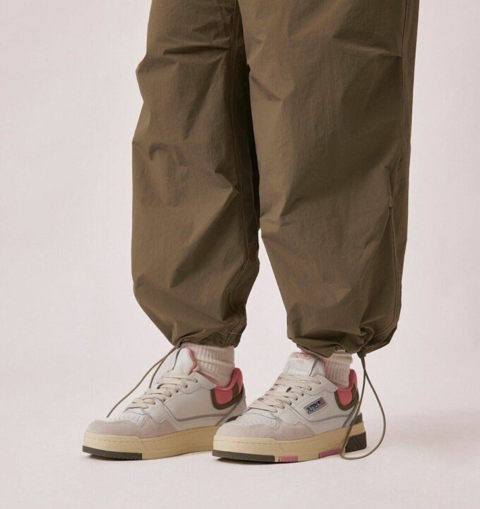 CLC LOW SNEAKERS IN WHITE AND GERANIUM LEATHER SUEDE