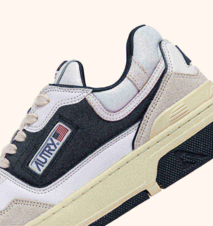 CLC LOW SNEAKERS IN WHITE AND SPACE BLUE LEATHER AND SUEDE CLC LOW SNEAKERS IN WHITE AND SPACE BLUE LEATHER AND SUEDE