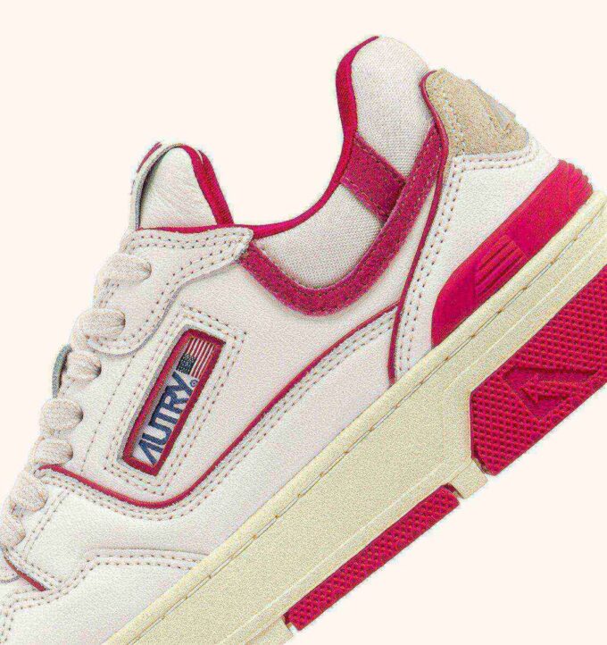 CLC LOW SNEAKERS IN WHITE LEATHER AND BRIGHT ROSE SUEDE