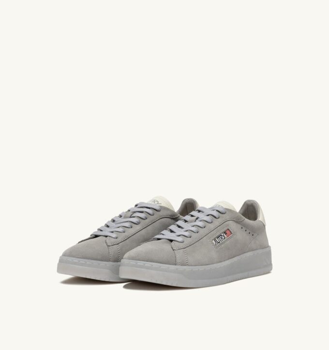 DALLAS LOW SNEAKERS IN MARSHMALLOW AND IRIS SUEDE DALLAS LOW SNEAKERS IN MARSHMALLOW AND IRIS SUEDE