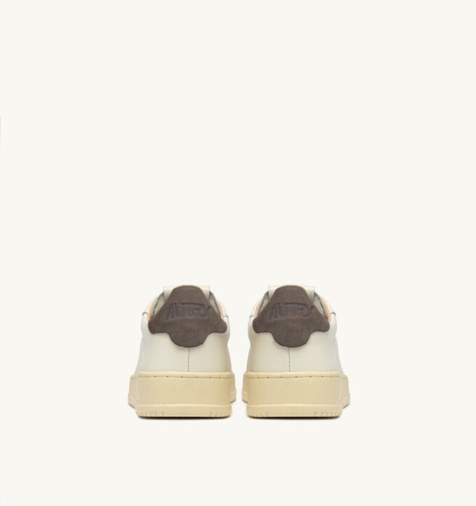DALLAS LOW SNEAKERS IN MARSHMALLOW AND MOREL LEATHER DALLAS LOW SNEAKERS IN MARSHMALLOW AND MOREL LEATHER