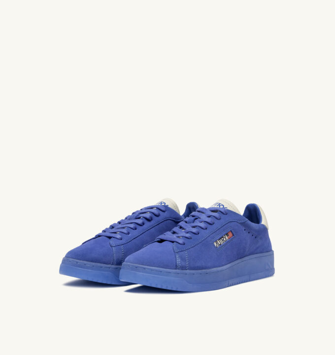 DALLAS LOW SNEAKERS IN MARSHMALLOW AND PALACE BLUE SUEDE