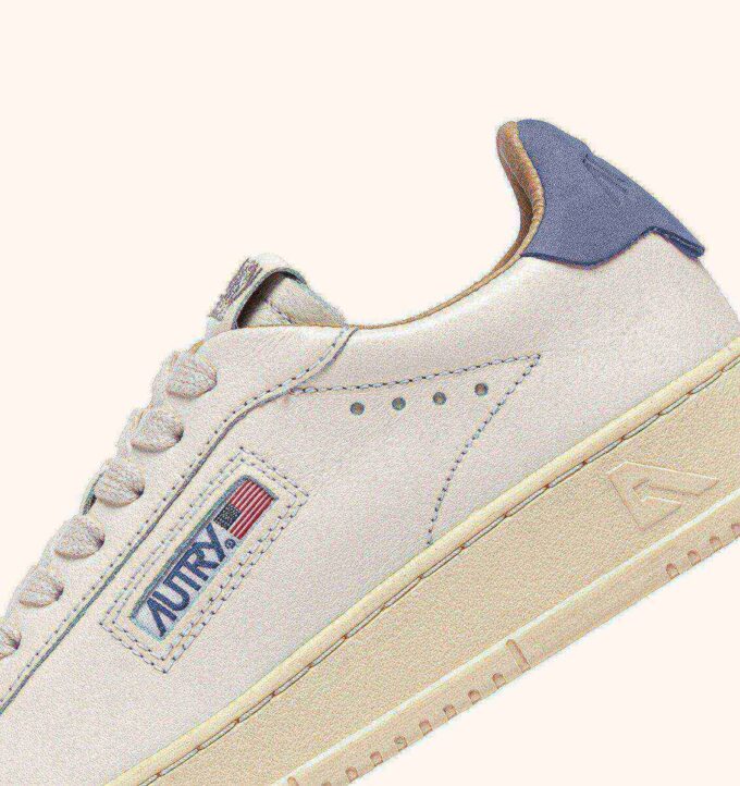 DALLAS LOW SNEAKERS IN MARSHMALLOW AND TEMPEST LEATHER