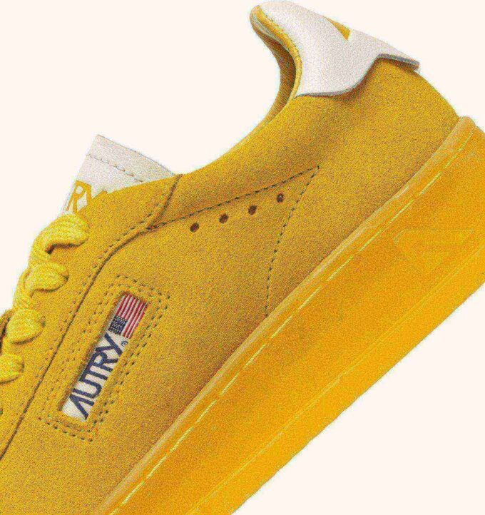 DALLAS LOW SNEAKERS IN MARSHMALLOW AND YELLOW SUEDE