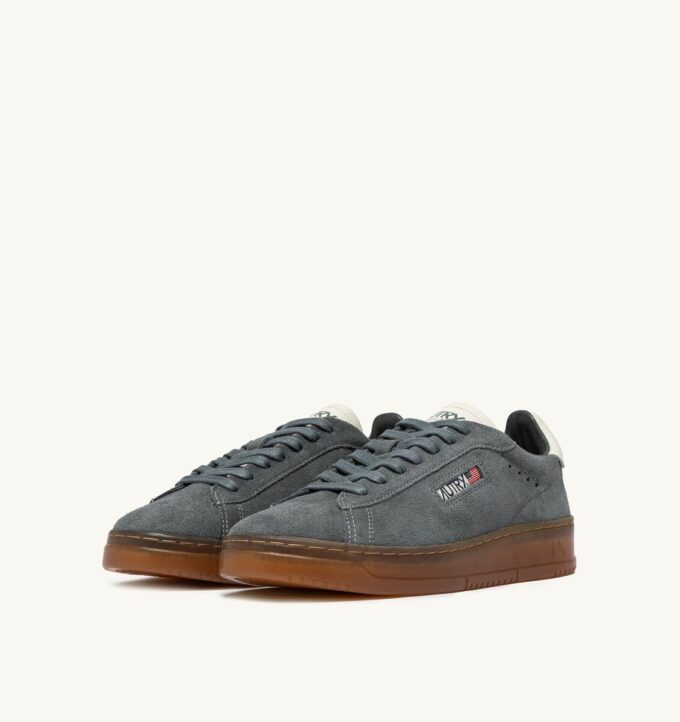 DALLAS LOW SNEAKERS IN SUEDE COLOR ASH AND MARSHMALLOW