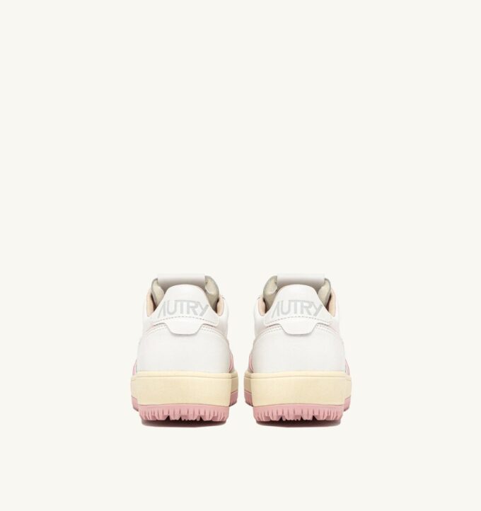 GOLF LOW SNEAKERS IN WHITE AND CORAL BLUSH LEATHER