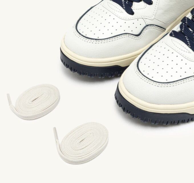 GOLF LOW SNEAKERS IN WHITE AND NAVY LEATHER