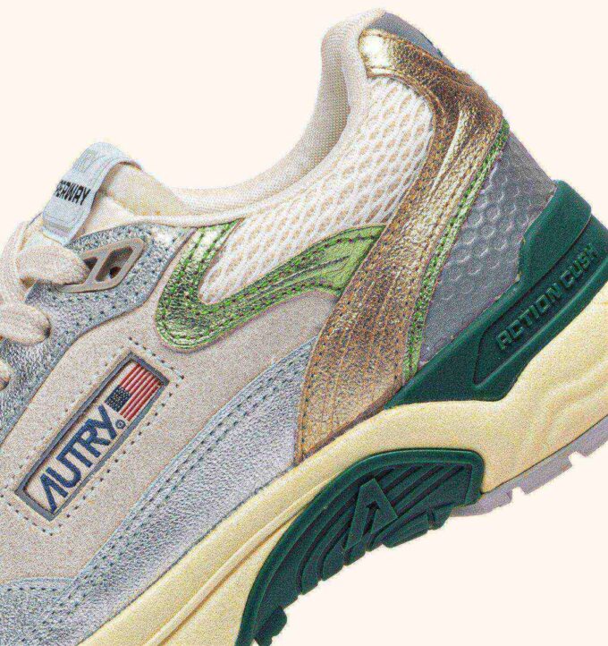 HYPERWAY SNEAKERS IN MARSHMALLOW AND SILVER-TONE LAMINATED LEATHER AND MESH HYPERWAY SNEAKERS IN MARSHMALLOW AND SILVER-TONE LAMINATED LEATHER AND MESH