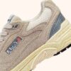 HYPERWAY SNEAKERS IN SAND BROWN AND SILVER-TONE SUEDE AND MESH