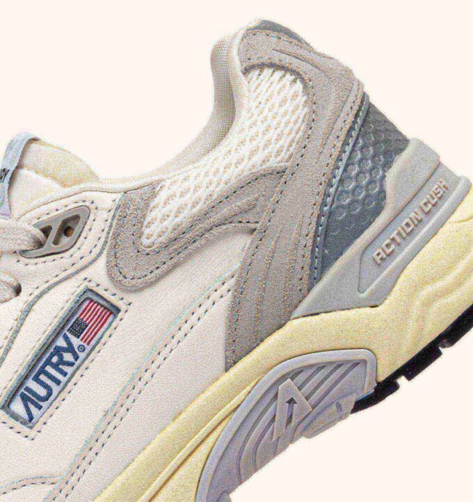 HYPERWAY SNEAKERS IN WHITE AND GRAY SUEDE AND MESH HYPERWAY SNEAKERS IN WHITE AND GRAY SUEDE AND MESH