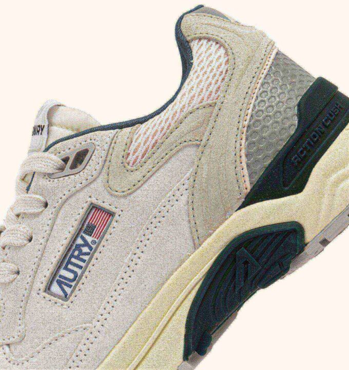 HYPERWAY SNEAKERS IN WHITE AND PINK MESH AND SUEDE