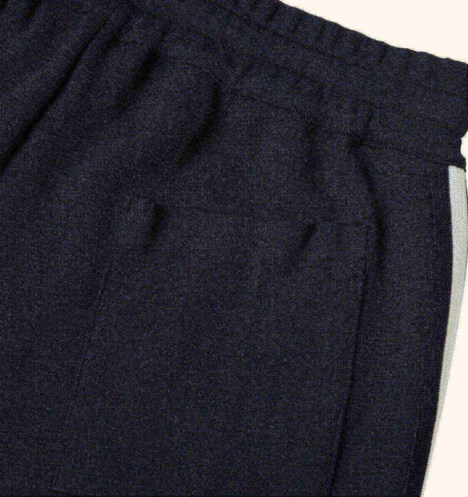 KNIT EMBROIDERED LOGO SHORT WOMAN