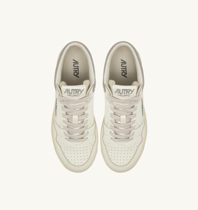 MED-WAY SNEAKERS IN LEATHER COLOR MARSHMALLOW AND VAPOR