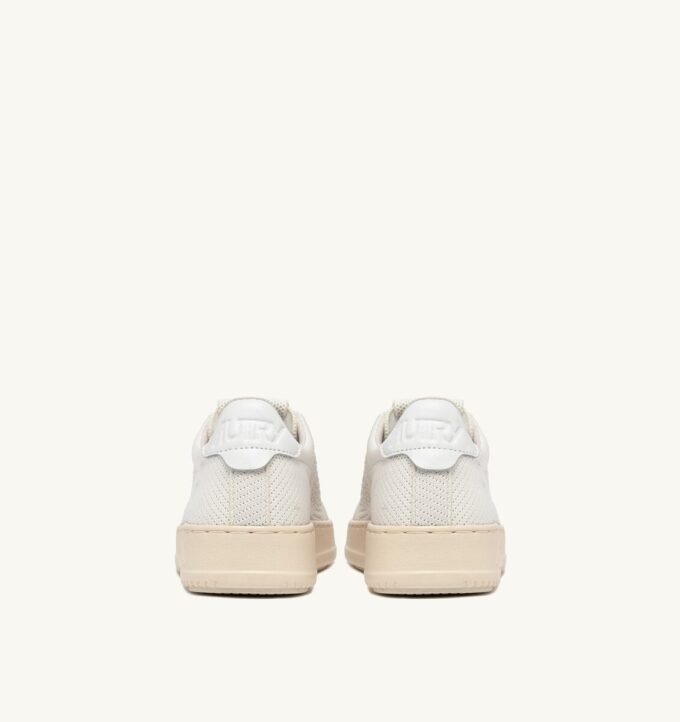 MEDALIST EASEKNIT LOW SNEAKERS IN IVORY WHITE FABRIC MEDALIST EASEKNIT LOW SNEAKERS IN IVORY WHITE FABRIC