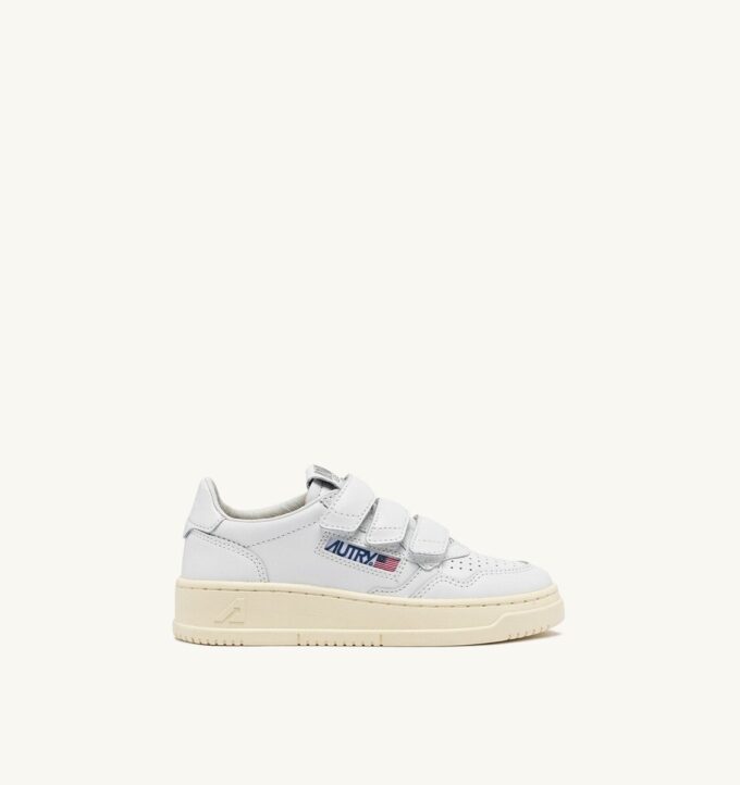 MEDALIST KIDSTRIPES LOW SNEAKERS IN WHITE LEATHER MEDALIST KIDSTRIPES LOW SNEAKERS IN WHITE LEATHER