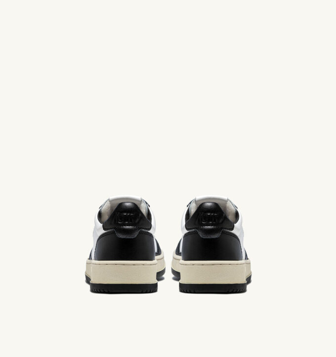 MEDALIST LOW BICOLOR SNEAKERS IN WHITE AND BLACK LEATHER MEDALIST LOW BICOLOR SNEAKERS IN WHITE AND BLACK LEATHER
