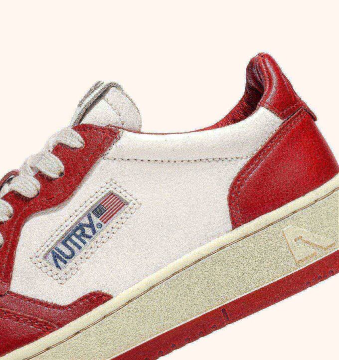 MEDALIST LOW BICOLOR SNEAKERS IN WHITE AND RED LEATHER MEDALIST LOW BICOLOR SNEAKERS IN WHITE AND RED LEATHER