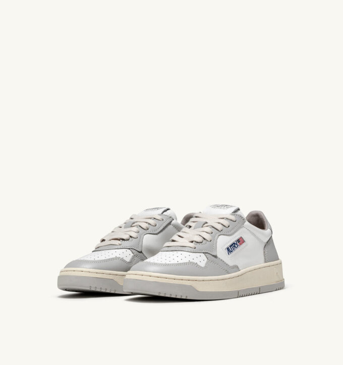 MEDALIST LOW BICOLOR SNEAKERS IN WHITE AND VAPOR LEATHER
