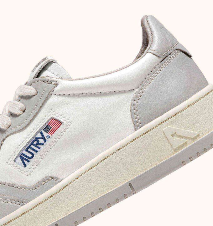 MEDALIST LOW BICOLOR SNEAKERS IN WHITE AND VAPOR LEATHER