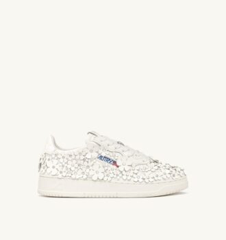 MEDALIST LOW ‘BLOOMING’ SNEAKERS IN PATENT LEATHER COLOR WHITE