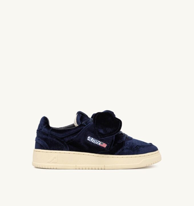 MEDALIST LOW BOW ‘VELVET’ SNEAKERS COLOR BLUE