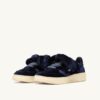 MEDALIST LOW BOW ‘VELVET’ SNEAKERS COLOR BLUE