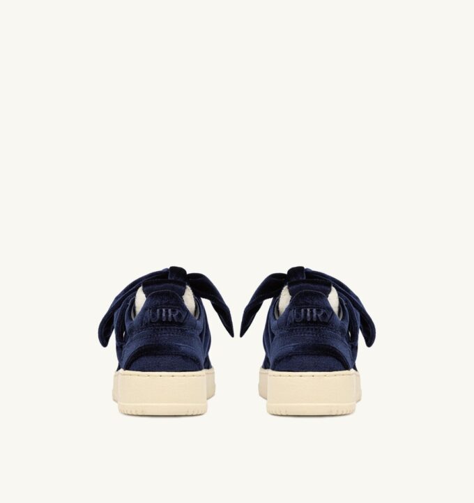 MEDALIST LOW BOW ‘VELVET’ SNEAKERS COLOR BLUE