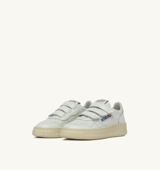 MEDALIST LOW KIDSTRIPES SNEAKERS IN LEATHER COLOR WHITE AND GLITTER MEDALIST LOW KIDSTRIPES SNEAKERS IN LEATHER COLOR WHITE AND GLITTER