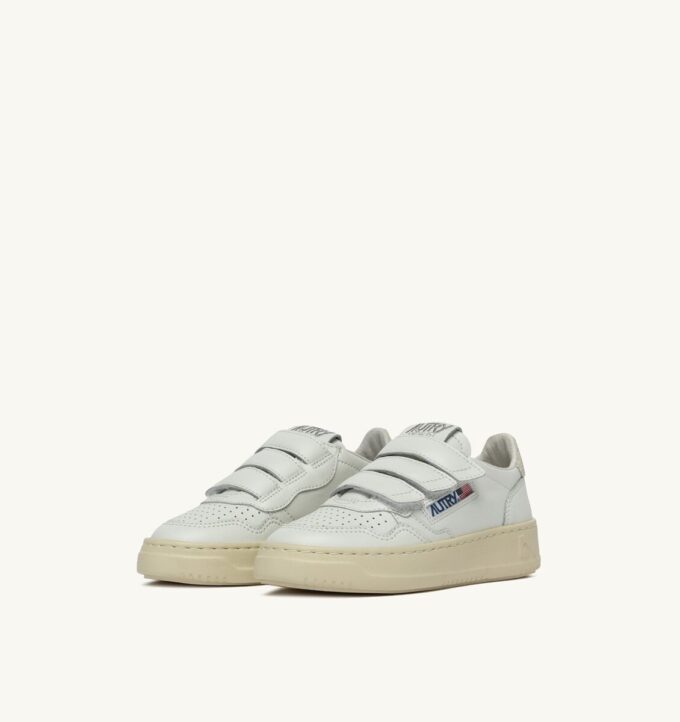 MEDALIST LOW KIDSTRIPES SNEAKERS IN LEATHER COLOR WHITE AND GLITTER MEDALIST LOW KIDSTRIPES SNEAKERS IN LEATHER COLOR WHITE AND GLITTER