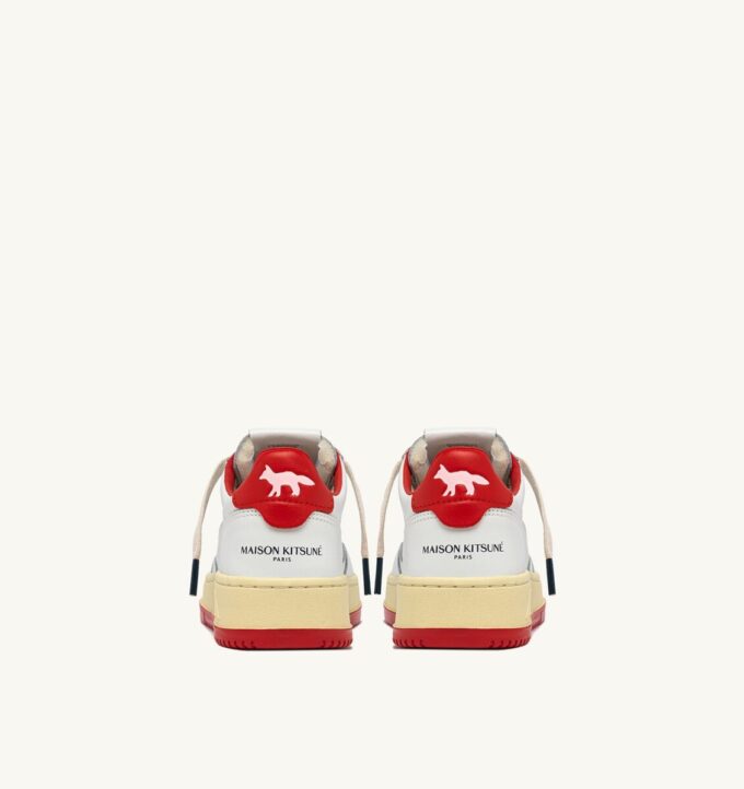 MEDALIST LOW ‘MAISON KITSUNÉ’ SNEAKERS IN WHITE AND CLAY RED LEATHER