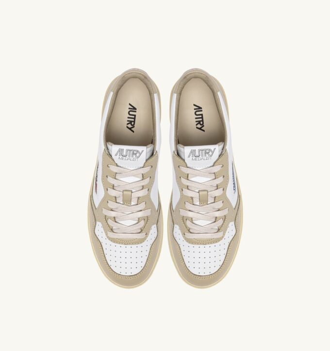 MEDALIST LOW SNEAKERS BICOLOR IN WHITE AND TIDAL FOAM LEATHER MEDALIST LOW SNEAKERS BICOLOR IN WHITE AND TIDAL FOAM LEATHER