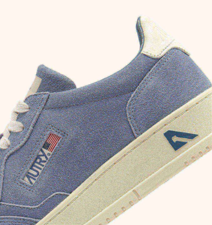 MEDALIST LOW SNEAKERS IN CLAUDIA AND OFF WHITE SUEDE MEDALIST LOW SNEAKERS IN CLAUDIA AND OFF WHITE SUEDE