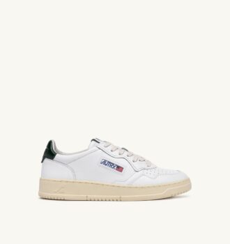 MEDALIST LOW SNEAKERS IN LEATHER AND MOUNTAIN WHITE