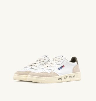 MEDALIST LOW SNEAKERS IN LEATHER AND SUEDE COLOR WHITE AND COVERT GREEN WITH LETTERING