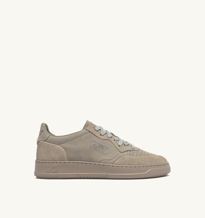 MEDALIST LOW SNEAKERS IN LONDON FOG NUBUCK LEATHER AND SUEDE MEDALIST LOW SNEAKERS IN LONDON FOG NUBUCK LEATHER AND SUEDE