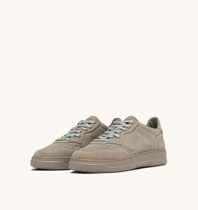 MEDALIST LOW SNEAKERS IN LONDON FOG NUBUCK LEATHER AND SUEDE MEDALIST LOW SNEAKERS IN LONDON FOG NUBUCK LEATHER AND SUEDE