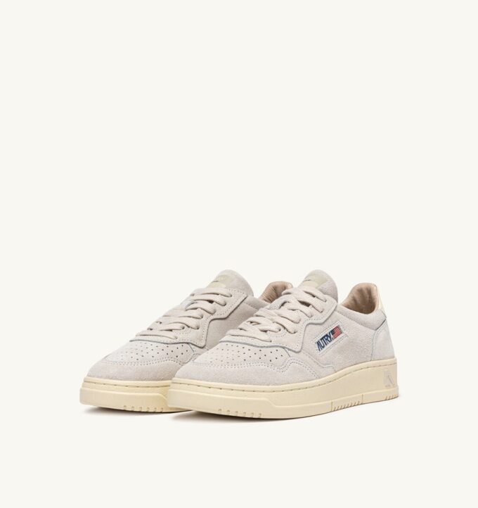 MEDALIST LOW SNEAKERS IN MARBLE AND OFF WHITE SUEDE