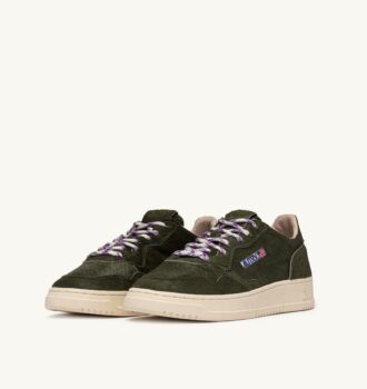 MEDALIST LOW SNEAKERS IN MILITARY GREEN PONY HAIR EFFECT