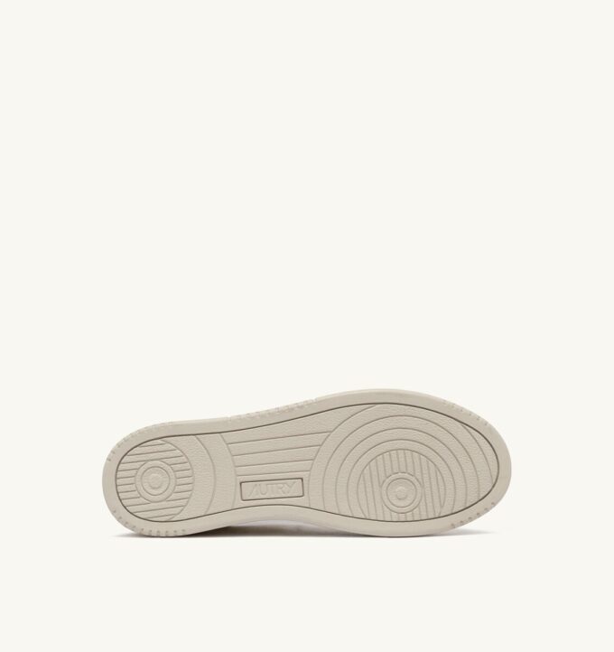 MEDALIST LOW SNEAKERS IN MOUNTAIN AND LOFT LEATHER