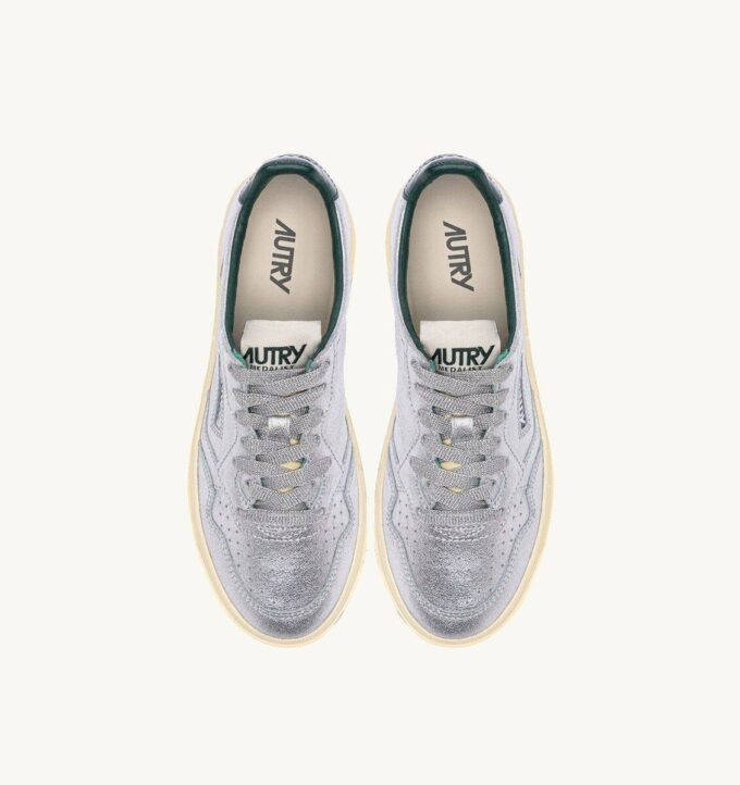 MEDALIST LOW SNEAKERS IN SILVER AND BOTTLE METALIZED LEATHER