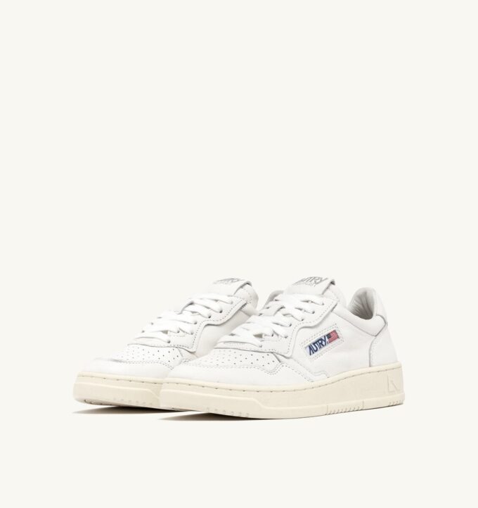 MEDALIST LOW SNEAKERS IN SUPER-SOFT WHITE NAPPA
